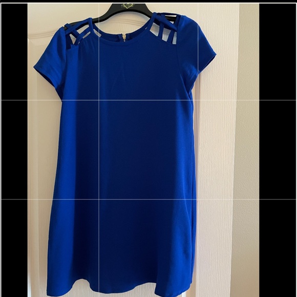 Blue Dress - Picture 4 of 4